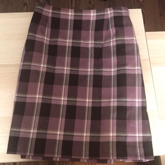 Nine & Co. Dresses & Skirts - Plaid Skirt 🟣